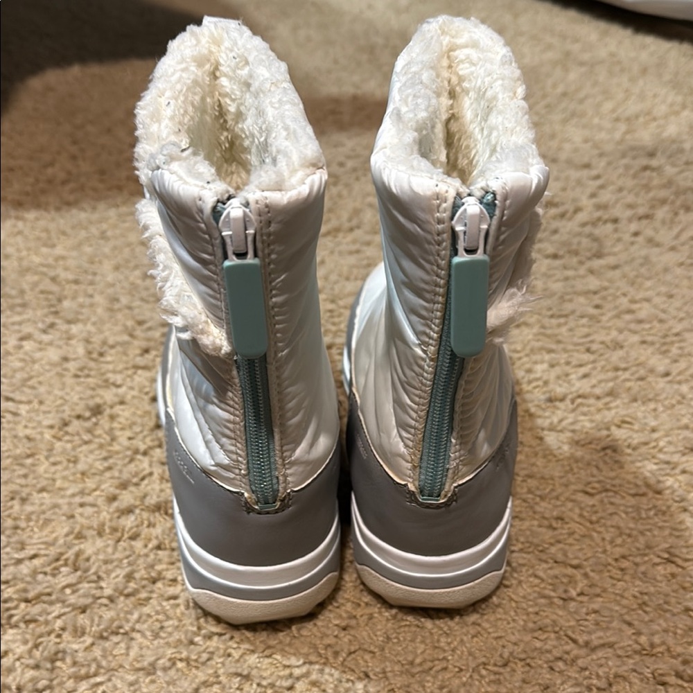 ME Makeover Essentials White and Gray Winter & Rain Boots - Picture 3 of 4